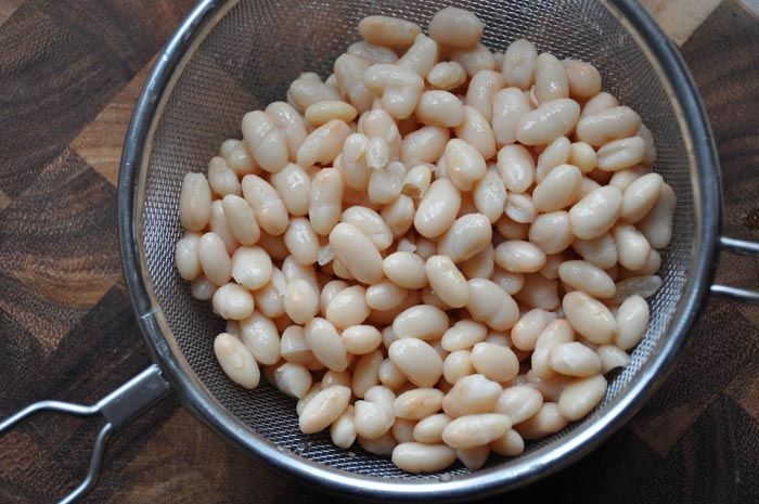 alimente bogate in calciu-fasolea