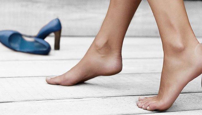 Cum să te simți confortabil pe tocuri 8