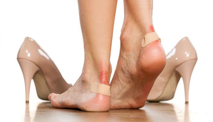 Cum să te simți confortabil pe tocuri 1