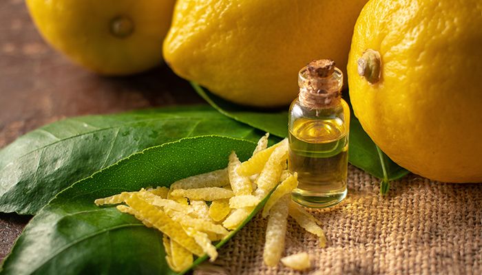 8 uleiuri esentiale perfecte pentru dureri de cap 2