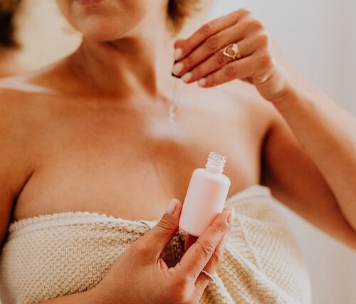 Remedii naturale pentru combaterea mirosurilor corporale