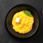 Mamaliga sau polenta. Nutritie, calorii si beneficii 1