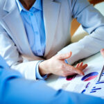 Cum te ajută consultanții financiari: Ghidul către o gestionare eficientă a finanțelor personale