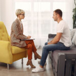 Terapia - o solutie tot mai cautata de catre pacienti pentru tratarea tulburarilor cognitiv-comportamentale