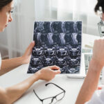 Degradarea Neuronilor în Timp: Cauze și Implicații