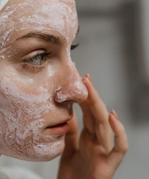 Exfolierea tenului. Când este indicată și cum se face corect