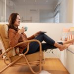 Cum te poți crea o zonă de relaxare în apartamentul tău?