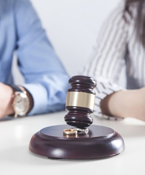 Divorțul la notar: Procedură, avantaje și condiții