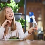 Pentru ce tipuri de restaurări estetice poate fi folosit OneSmile?