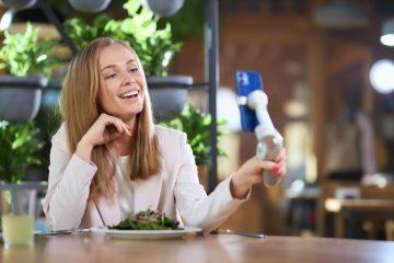 Pentru ce tipuri de restaurări estetice poate fi folosit OneSmile?